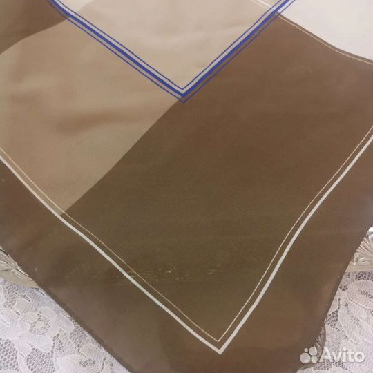 Винтажный красивый платок Италия