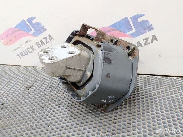 Подушка двигателя задняя