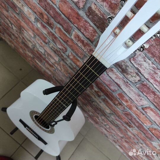 Гитара новая классическая для обучения