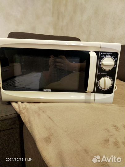 Продам микроволновую печь Mystery