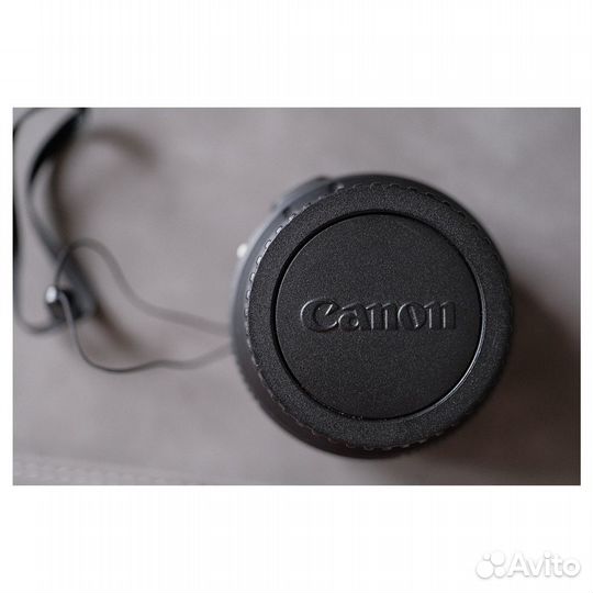 Объектив Canon EF-S 24mm f/2.8 STM