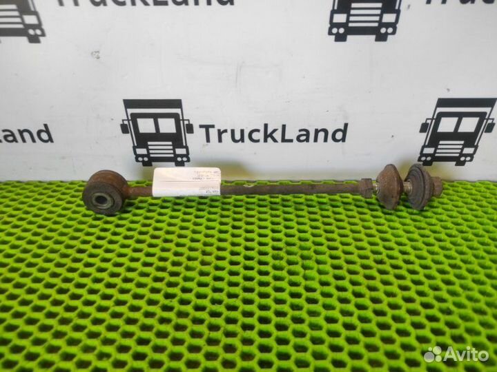 Кронштейн радиатора правый Man Tgx