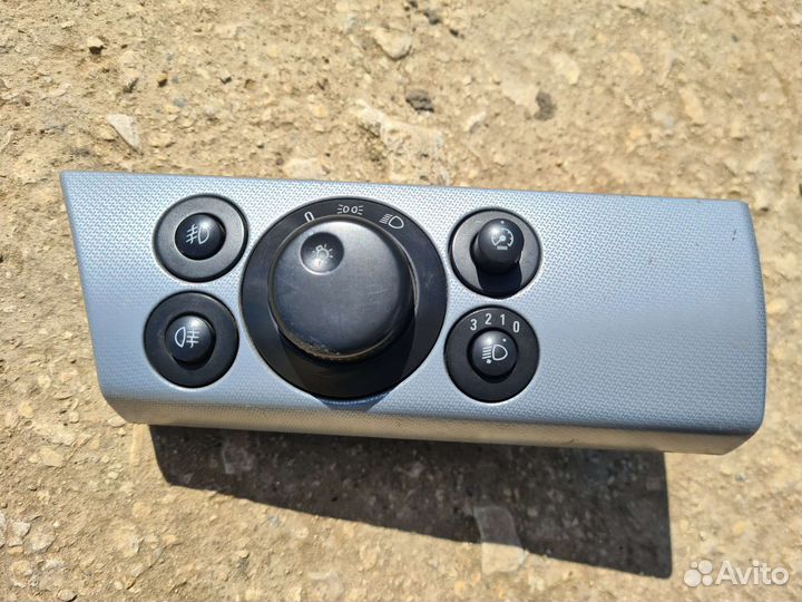 Блок управления светом Opel Astra H