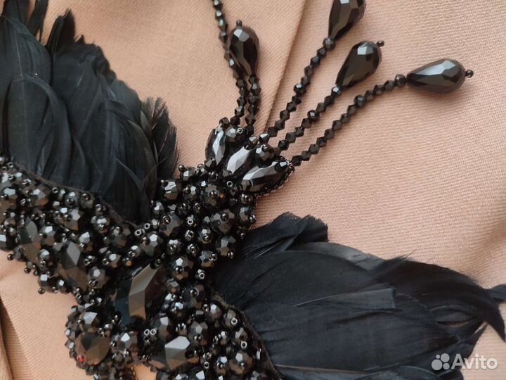 Брошь Ворон