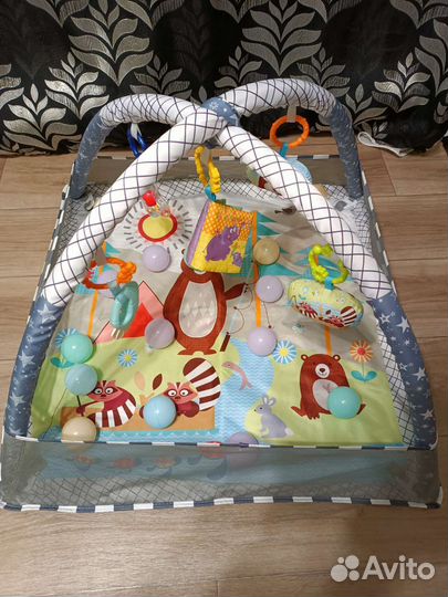 Развивающий коврик