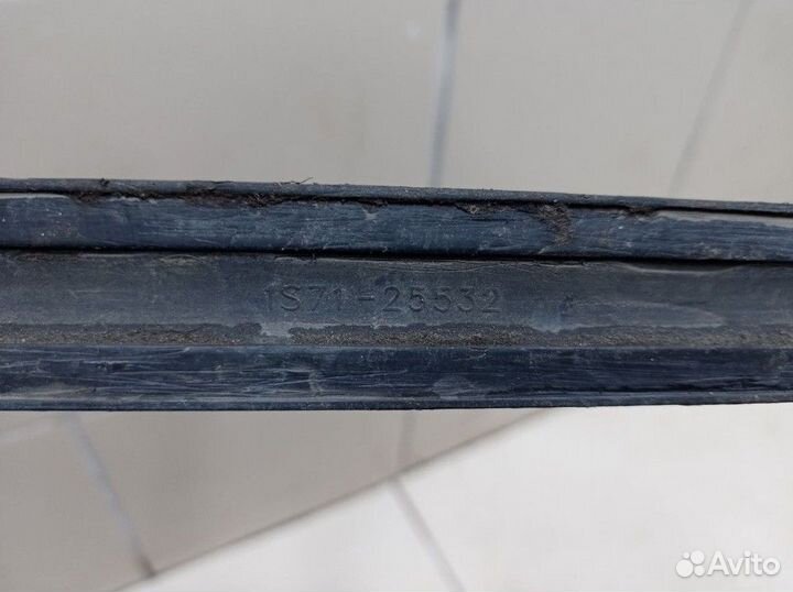 Молдинг двери задний левый Ford Mondeo