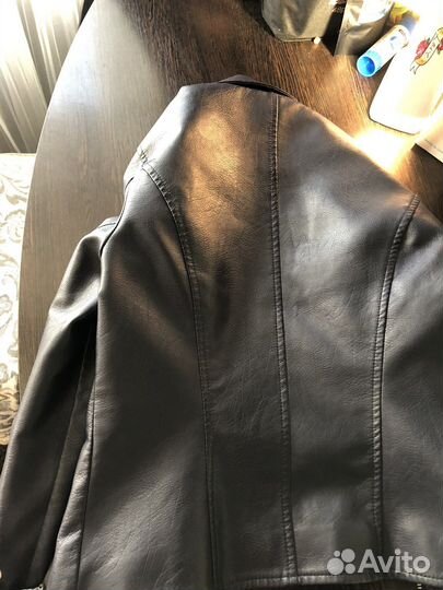 Куртка на девочку