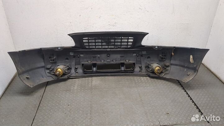 Бампер передний Volvo XC70, 2004