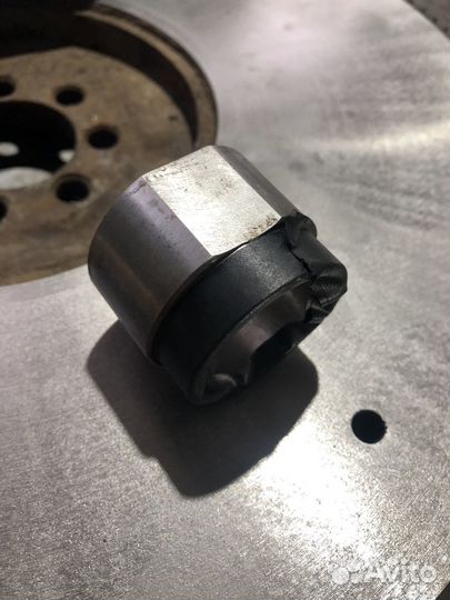 Широкая шейка коленвала rb25det