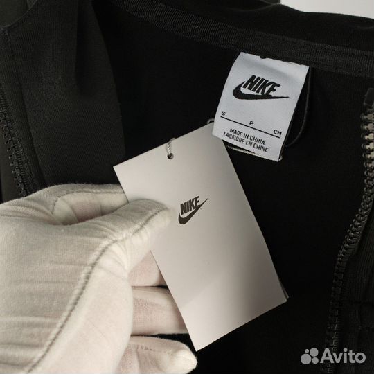 Зипка Nike Tech Fleece чёрная