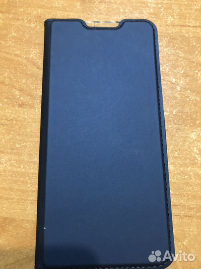 Чехлы на телефон