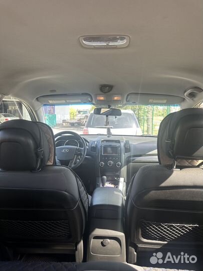 Kia Sorento 2.4 AT, 2012, битый, 209 000 км