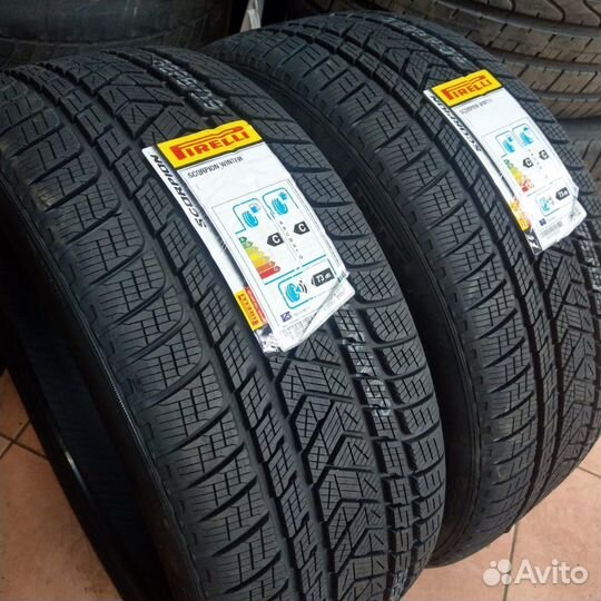Pirelli Scorpion Winter 285/45 R22 и 325/40 R22 114V