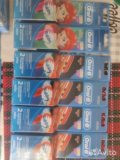 Детская электрическая зубная щётка и насадки