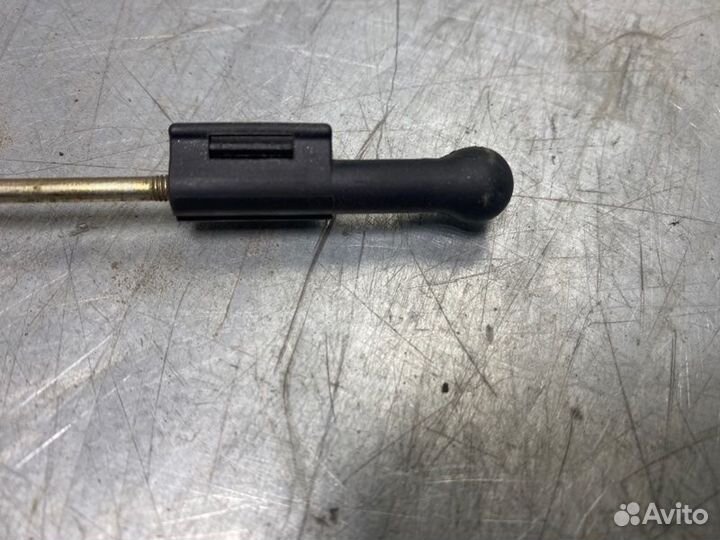 Тяга замка багажника Volkswagen Passat B3