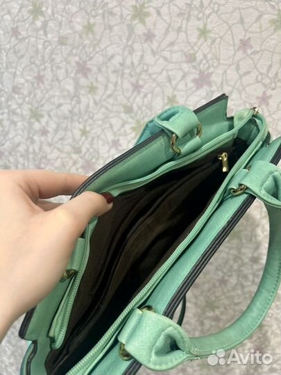 Сумка бирюзовая в идеальном состоянии