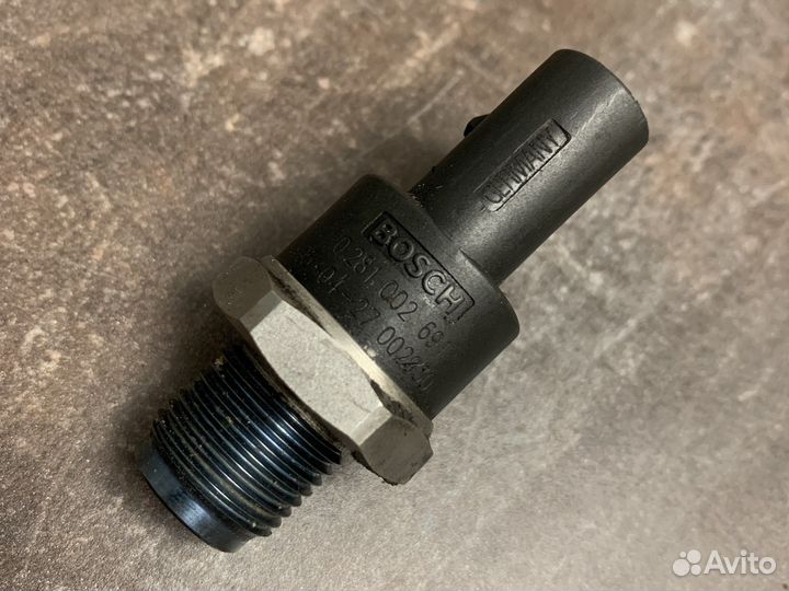 Датчик давления топлива Audi A6 C6