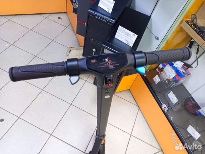 Электросамокат kugoo Kirin S8 Pro KGO-KGS8PRO-BK