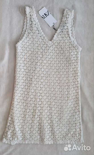 Мини- платье из перфорированного трикотажа Zara