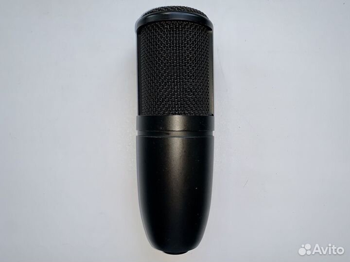 AKG P120 Конденсаторный микрофон