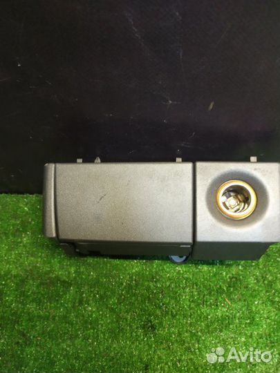 Пепельница Opel Zafira универсал Y22DTR 2003