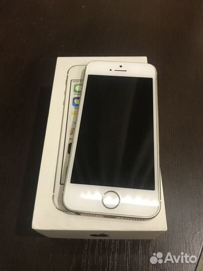 iPhone 5S, 16 ГБ