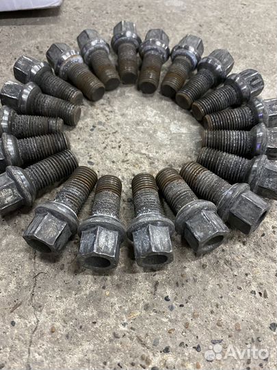 Болты колесные vag