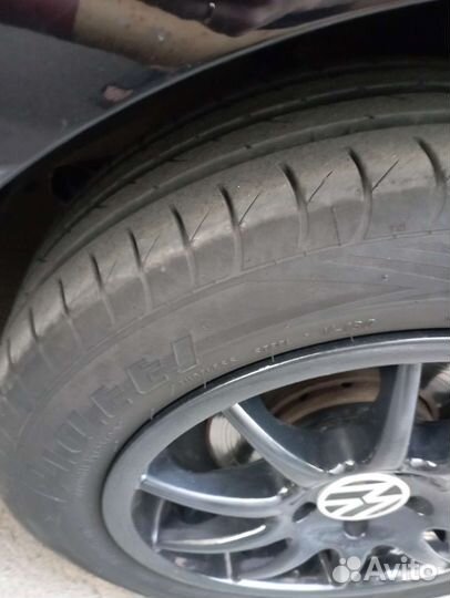 R15 Viatti Strada Asimmetrico V-130 185/60, PCD 5x100 DIA 57.1