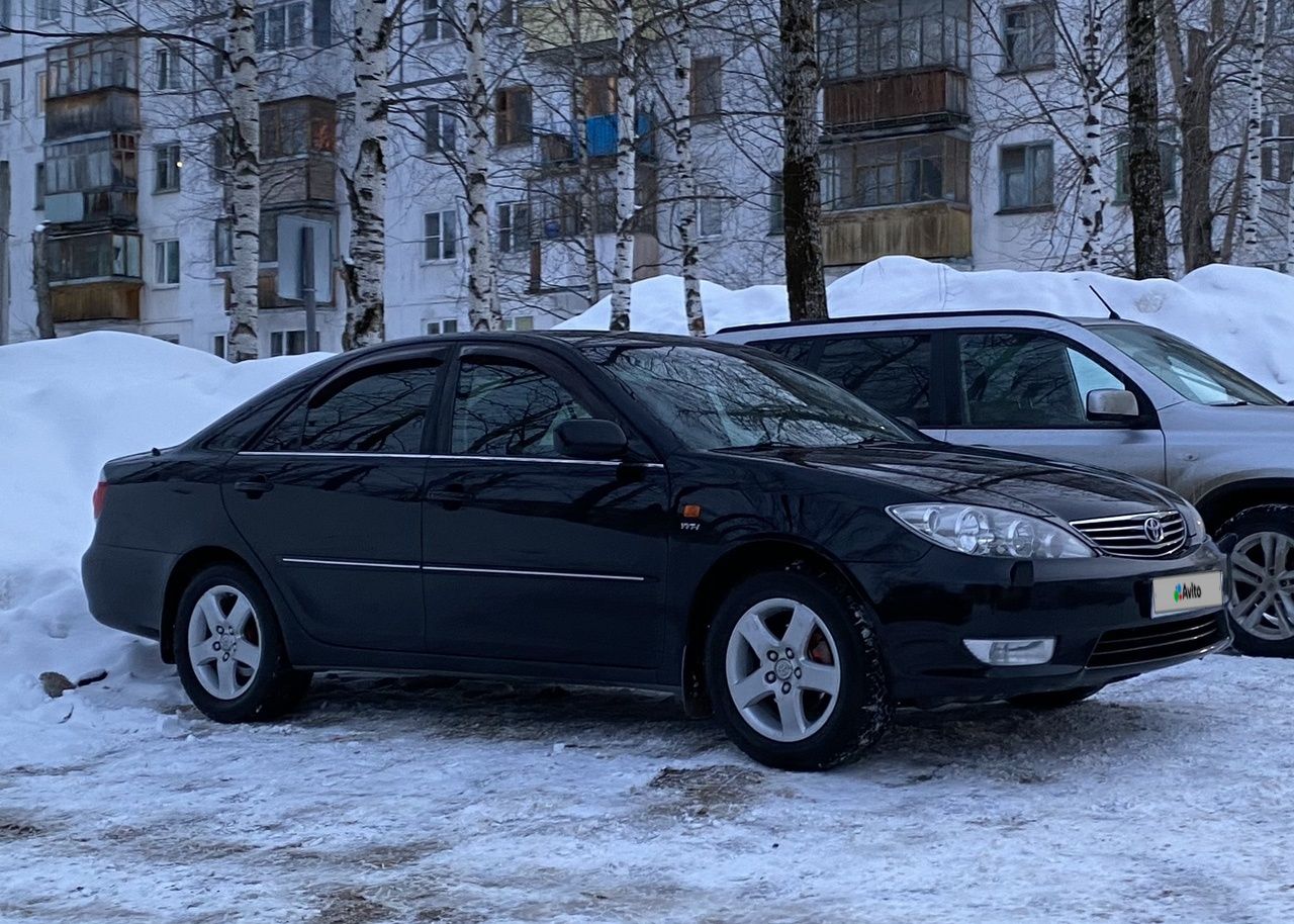 Toyota Camry: фото владельца