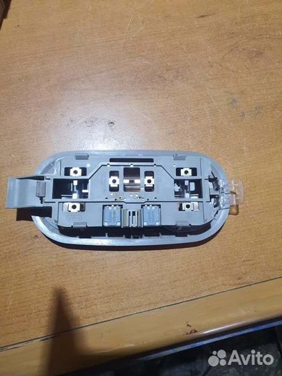 Плафон салона задний Cadillac Srx 265 4.6 I.H2Y8