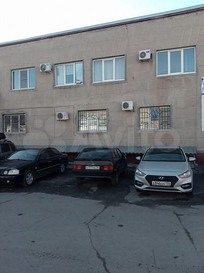 Офисные помещения на торговой базе,51-86 м²