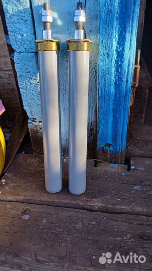 Потрон вставка передних стоек