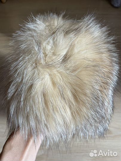 Шапка енот вязанный