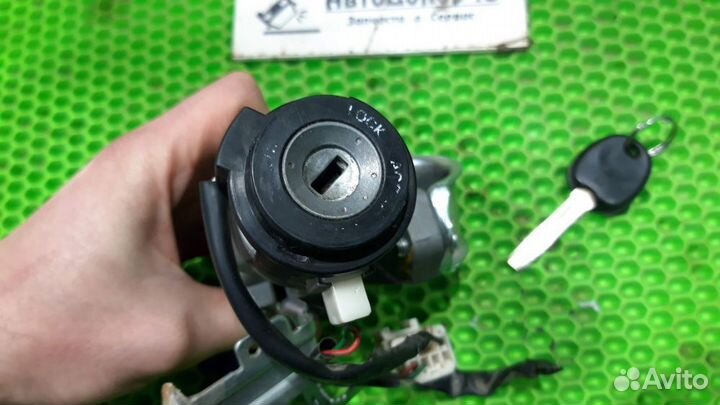 Замок зажигания + ключ Hyundai Solaris 1