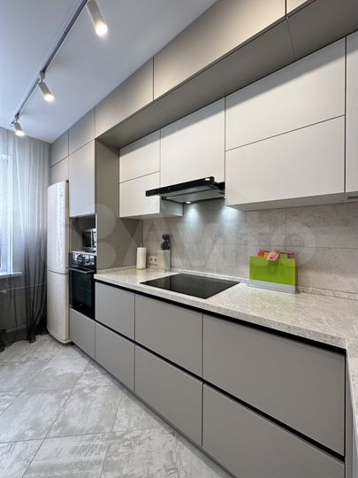 2-к. квартира, 60,2 м², 13/16 эт.