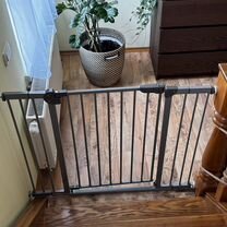 Ворота безопасности детские на лестницу