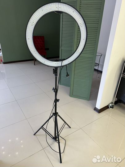 Кольцевой свет