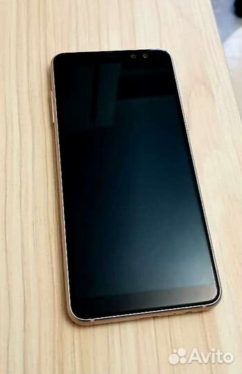 Телефон Samsung galaxy a8
