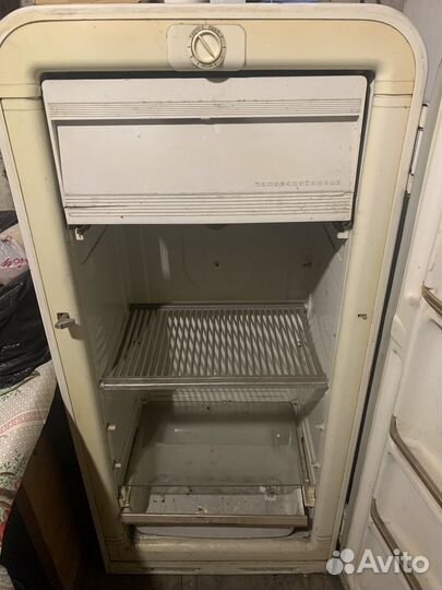 Холодильник ЗИЛ ретро