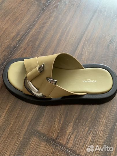 Шлепанцы женские