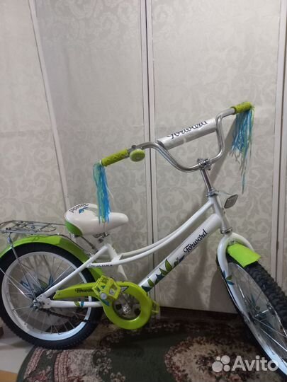 Велосипед для девочки Forward с боковыми колесами