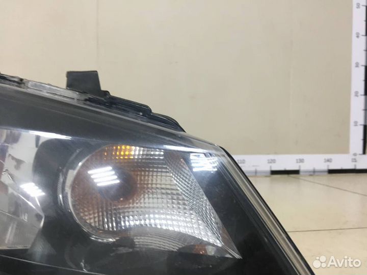 Фара правая Volkswagen Polo Sed RUS 2011