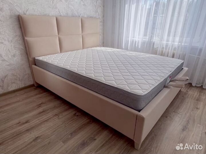 Современная кровать