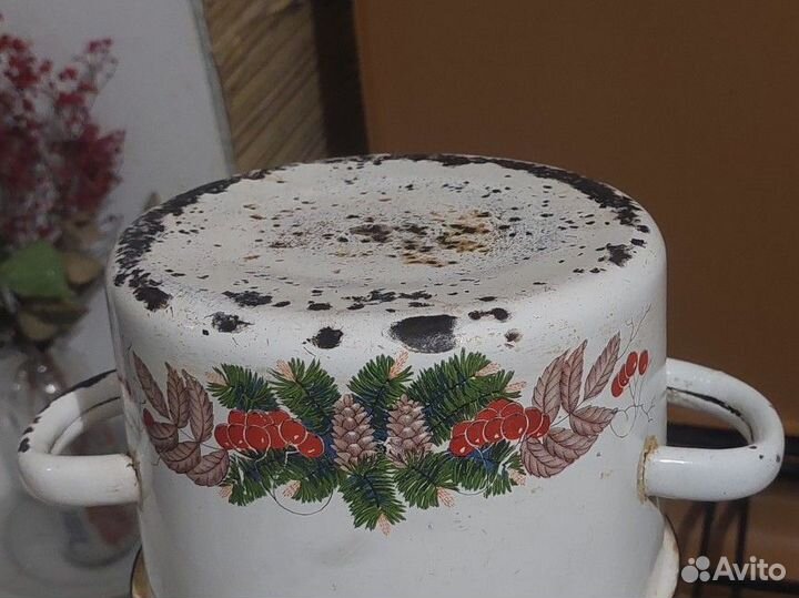 Кастрюля металлическая