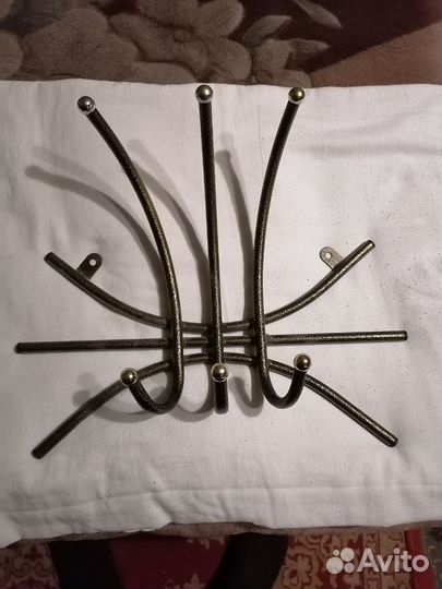 Вешалки настенные