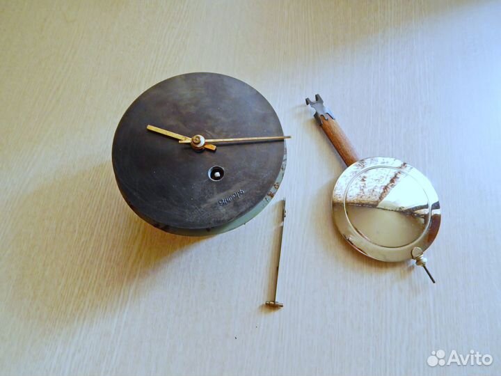 Механизм от часов Янтарь (настенные)