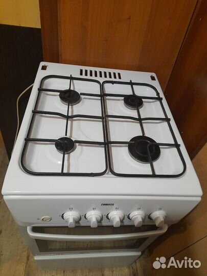Газовая плита Zanussi + доставка