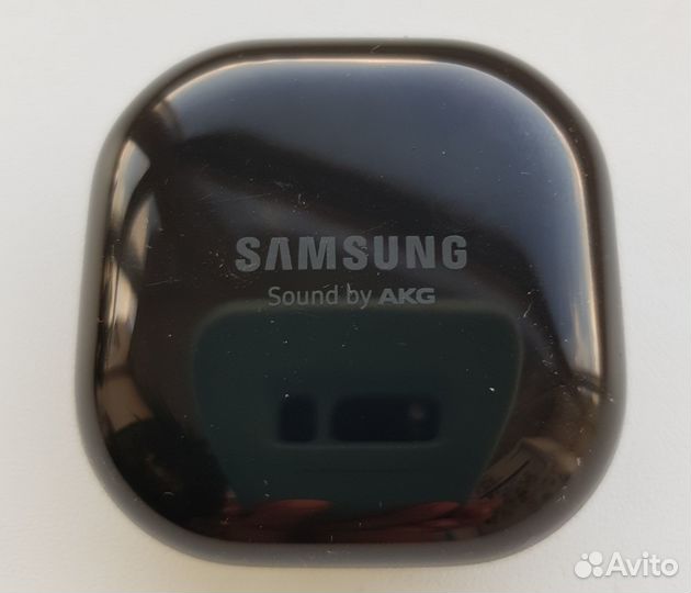 Беспроводные наушники Samsung Galaxy Buds Live