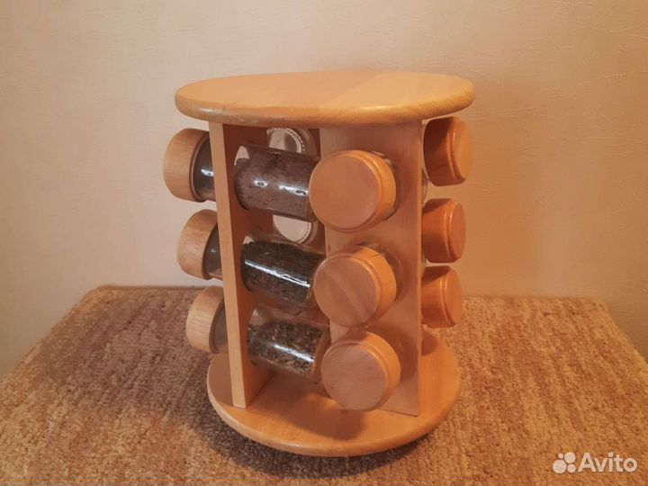 Вращающаяся подставка-хранитель для специй в отлич