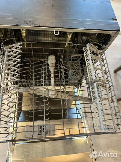 Посудомоечная машина smeg